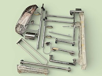 Partij diverse badkamer en toilet accessoires - afbeelding 1 van  1