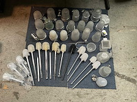 Partij diverse badkamer en toilet accessoires - afbeelding 2 van  3