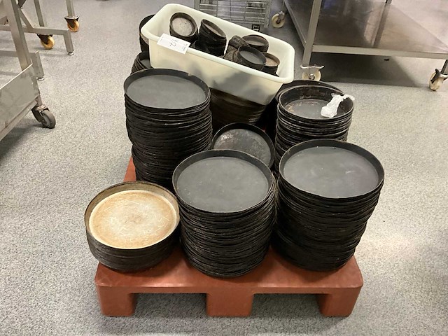 Partij diverse bak toebehoren - afbeelding 2 van  4