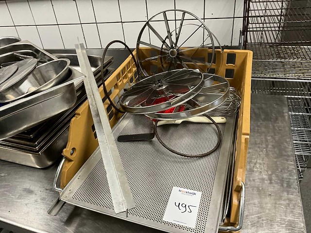 Partij diverse bakkers benodigdheden - afbeelding 2 van  5