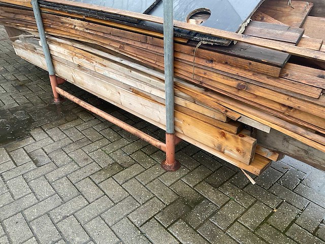 Partij diverse balk hout - afbeelding 3 van  7