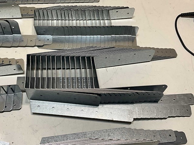 Partij diverse balkdragers (180x) - afbeelding 2 van  15