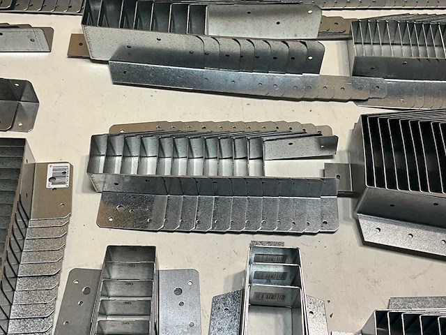 Partij diverse balkdragers (180x) - afbeelding 3 van  15