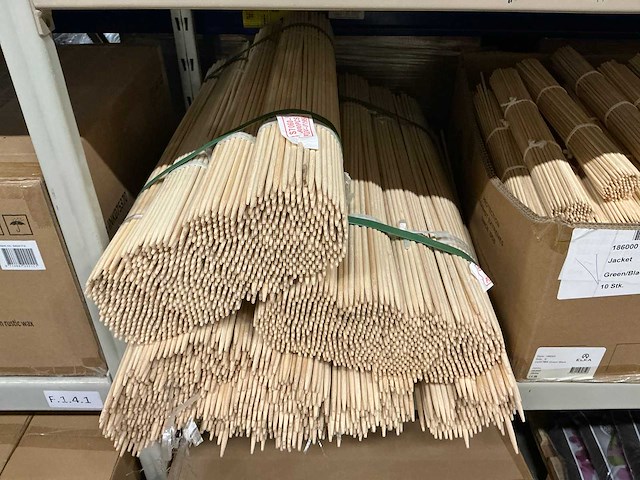 Partij diverse bamboestokken - afbeelding 2 van  4