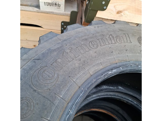 Partij diverse banden, o.a continental, michelin - afbeelding 3 van  9