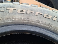 Partij diverse banden, o.a continental, michelin - afbeelding 6 van  9