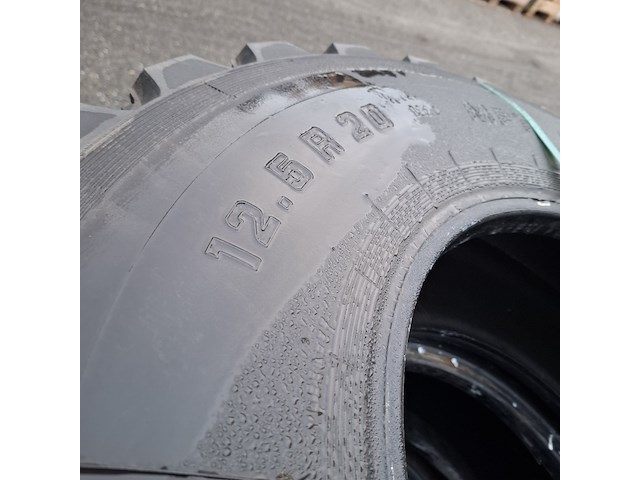 Partij diverse banden, o.a. continental - afbeelding 8 van  11