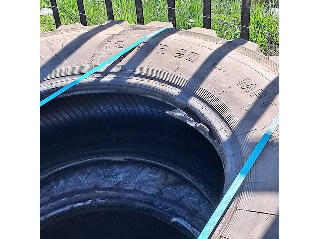 Partij diverse banden, o.a continental - afbeelding 3 van  11