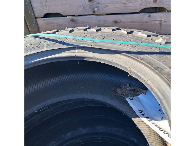 Partij diverse banden, o.a continental - afbeelding 9 van  11