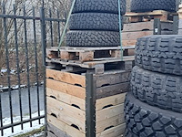 Partij diverse banden, o.a michelin, continental - afbeelding 8 van  9