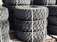 Partij diverse banden op velg, o.a michelin - afbeelding 6 van  32