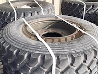 Partij diverse banden op velg, o.a michelin - afbeelding 10 van  32