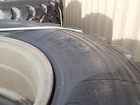 Partij diverse banden op velg, o.a michelin - afbeelding 17 van  32