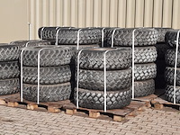 Partij diverse banden op velg, o.a michelin - afbeelding 23 van  32