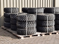 Partij diverse banden op velg, o.a michelin - afbeelding 27 van  32