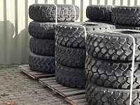 Partij diverse banden op velg, o.a michelin - afbeelding 28 van  32