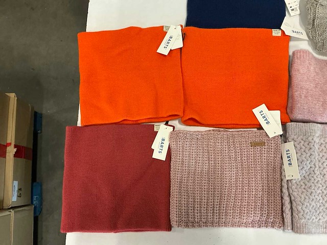 Partij diverse barts/maximo nekwarmers (15x) - afbeelding 6 van  6