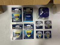 Partij diverse batterijen en accu's - afbeelding 2 van  5