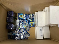 Partij diverse batterijen en accu's - afbeelding 3 van  5