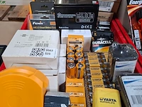 Partij diverse batterijen o.a. duracell, energizer, varta - afbeelding 3 van  10