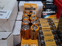 Partij diverse batterijen o.a. duracell, energizer, varta - afbeelding 5 van  10