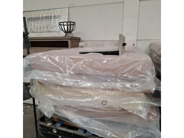 Partij diverse bedden ca. 90x200cm - afbeelding 4 van  8