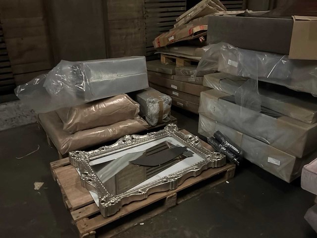 Partij diverse bedframes/onderdelen - afbeelding 6 van  26