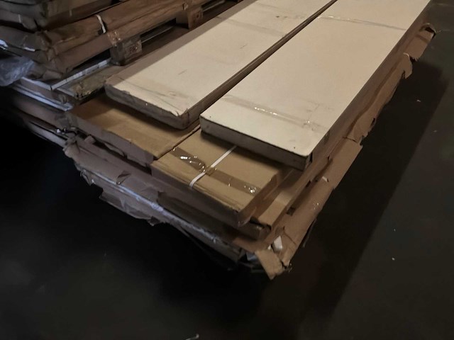 Partij diverse bedframes/onderdelen - afbeelding 21 van  26