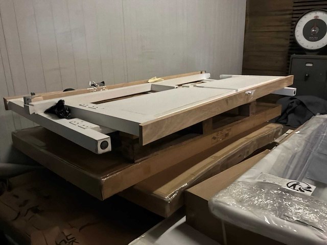 Partij diverse bedframes/onderdelen - afbeelding 25 van  26