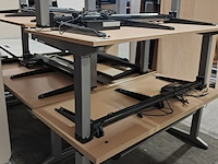 Partij diverse bedrijfsinventaris, o.a. artifort - afbeelding 1 van  35