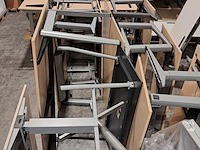 Partij diverse bedrijfsinventaris, o.a. artifort - afbeelding 23 van  35