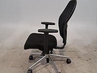 Partij diverse bedrijfsinventaris, o.a. artifort - afbeelding 35 van  35