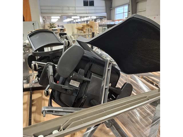 Partij diverse bedrijfsinventaris - afbeelding 13 van  15