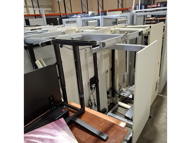 Partij diverse bedrijfsinventaris - afbeelding 3 van  16