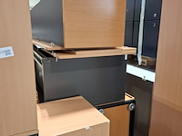 Partij diverse bedrijfsinventaris - afbeelding 9 van  12