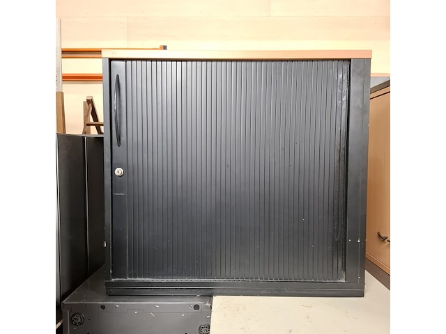 Partij diverse bedrijfsinventaris - afbeelding 23 van  33