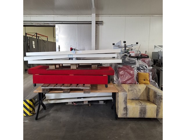 Partij diverse bedrijfsinventaris - afbeelding 1 van  12