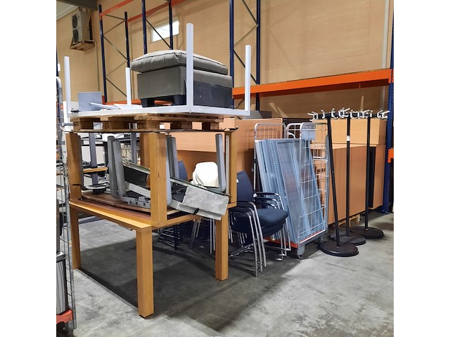 Partij diverse bedrijfsinventaris - afbeelding 1 van  13