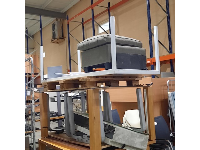 Partij diverse bedrijfsinventaris - afbeelding 7 van  13