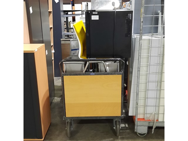 Partij diverse bedrijfsinventaris - afbeelding 9 van  16