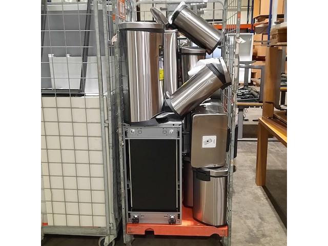 Partij diverse bedrijfsinventaris - afbeelding 11 van  16