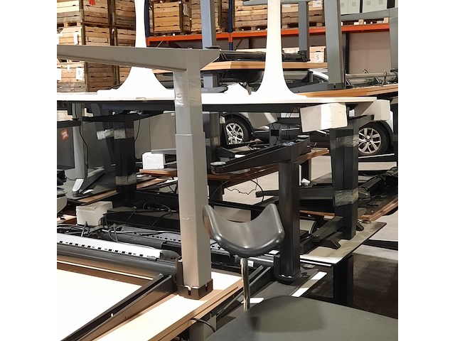 Partij diverse bedrijfsinventaris - afbeelding 6 van  12