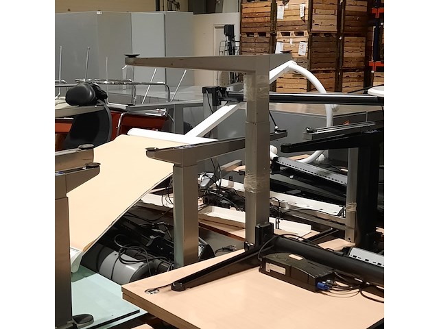 Partij diverse bedrijfsinventaris - afbeelding 10 van  12