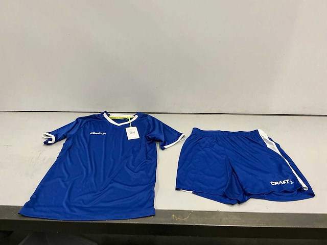 Partij diverse (bedrukte) kleding/accessoires o.a adidas (1087x) - afbeelding 7 van  16