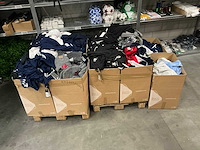 Partij diverse (bedrukte) kleding/accessoires o.a adidas (1087x) - afbeelding 1 van  16