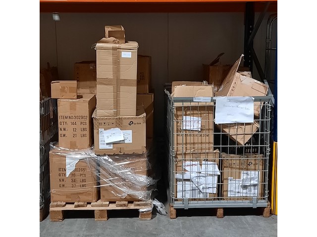 Partij diverse beeldjes, o.a cherished teddy's - afbeelding 2 van  17