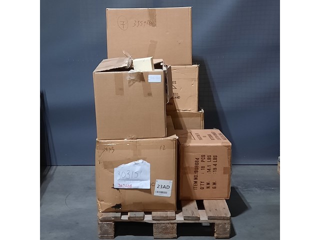 Partij diverse beeldjes, o.a cherished teddy's - afbeelding 4 van  17