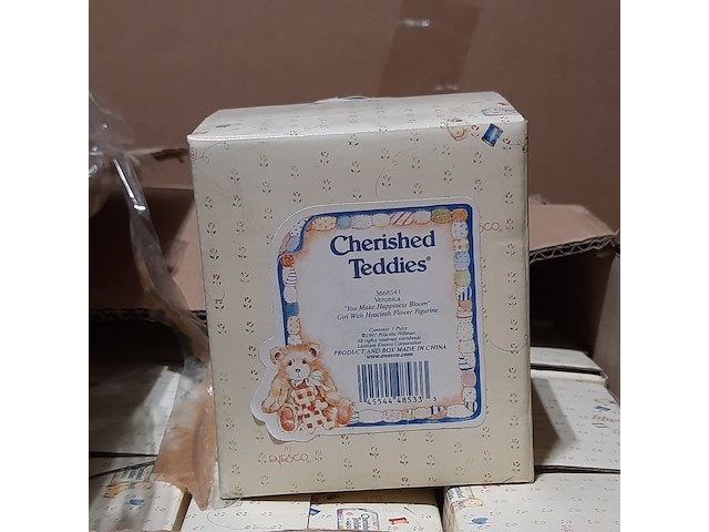 Partij diverse beeldjes, o.a cherished teddy's - afbeelding 8 van  17