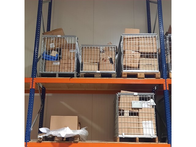 Partij diverse beeldjes, o.a cherished teddy's - afbeelding 5 van  8