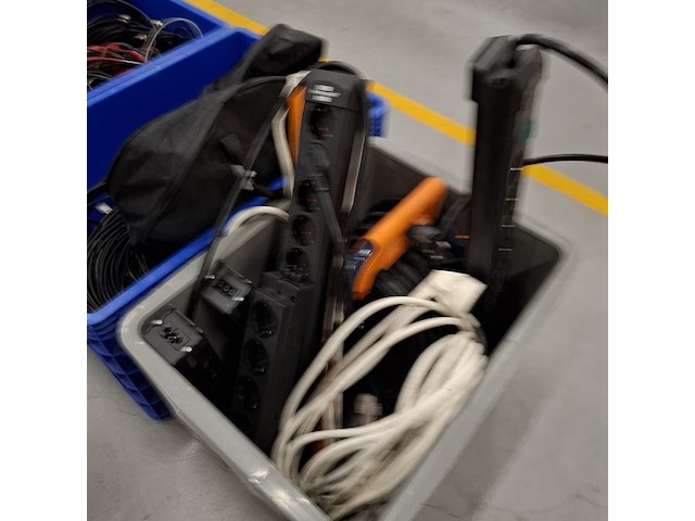 Partij diverse bekabeling - afbeelding 5 van  5